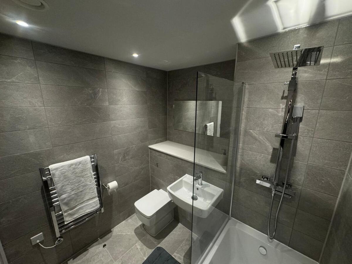 Modern 2-Bedroom Apartment In Heart Of Liverpool Exteriör bild