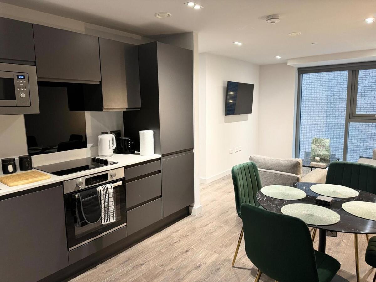 Modern 2-Bedroom Apartment In Heart Of Liverpool Exteriör bild